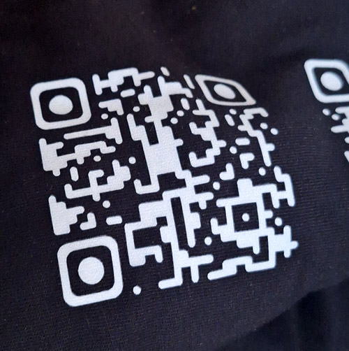 NGO Couture Shirt - QR-Code Shirt